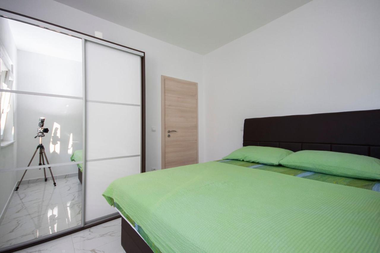 Apartments Osti Rogoznica  Exterior photo