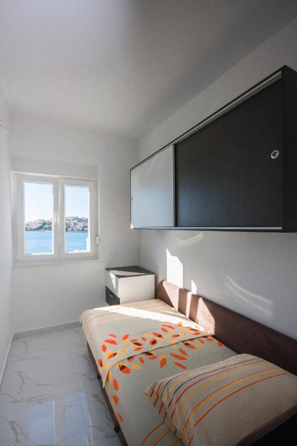 Apartments Osti Rogoznica  Exterior photo